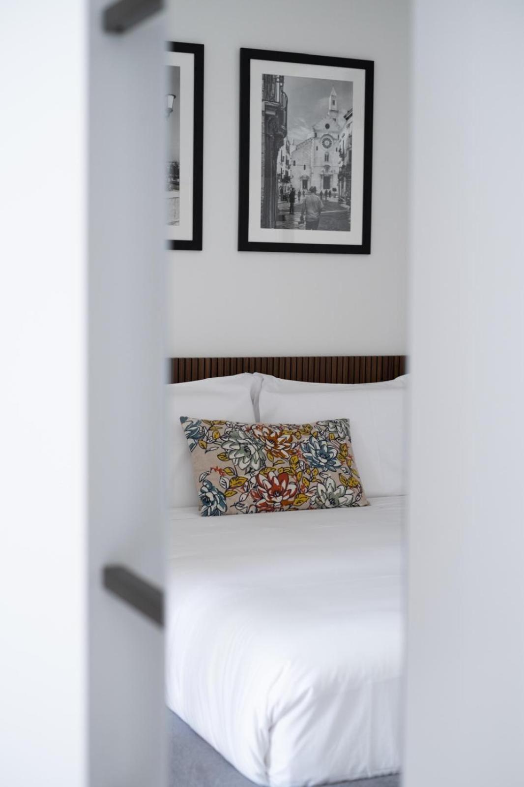 Riviera Apulian Rooms Bari Exteriör bild